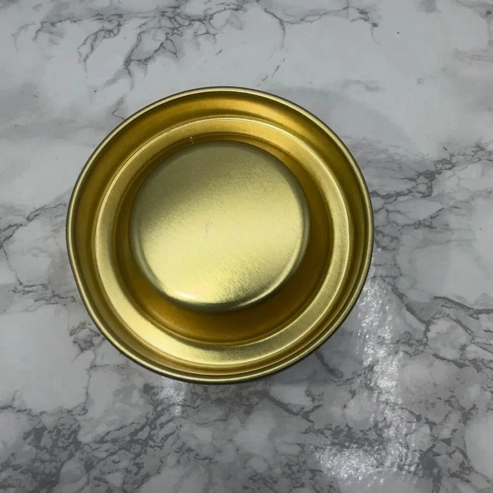 ILLUME Citrus Cedarwood Soy Tin Candle- 8.5 oz NEW!